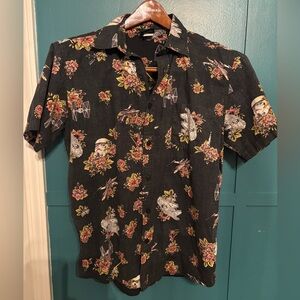 Star Wars Black Floral Button Down Shirt Size Medium 100% Cotton